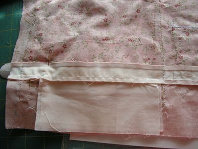 P1010008 back view pocket