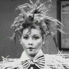 A16ae4d2e7894a9c02a56bd0248ed961--crazy-hair-i-love-lucy