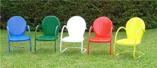 520_5_Lb_International_Chairs_on_lawn