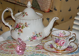 Mama's tea pot