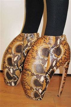 D0dccc7a476bb649cd68ae72a4e51015--ugly-shoes-weird-shoes