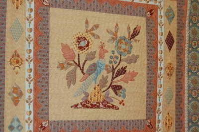 Quilt_brown_peach_bird